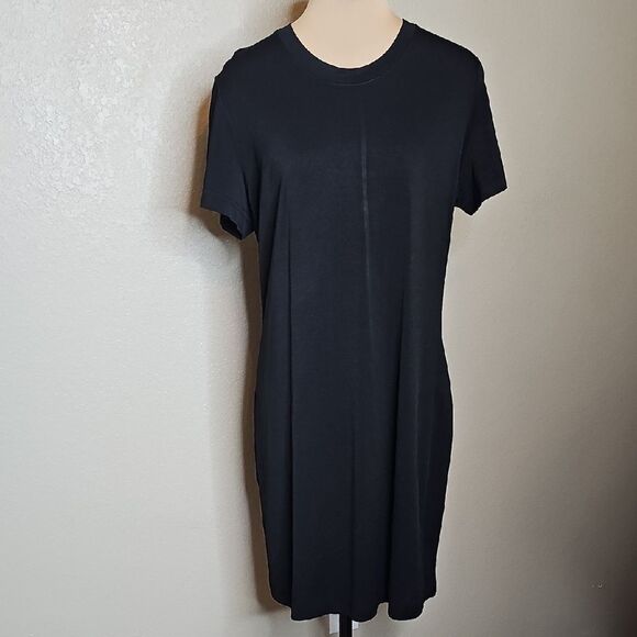 Vintage Bentley Arbuckle Medium Black Stretch Crepe Classic T-Shirt Dress - Picture 1 of 8